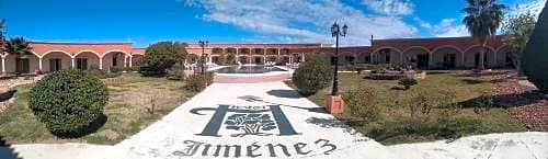 Hotel Jiménez Plaza