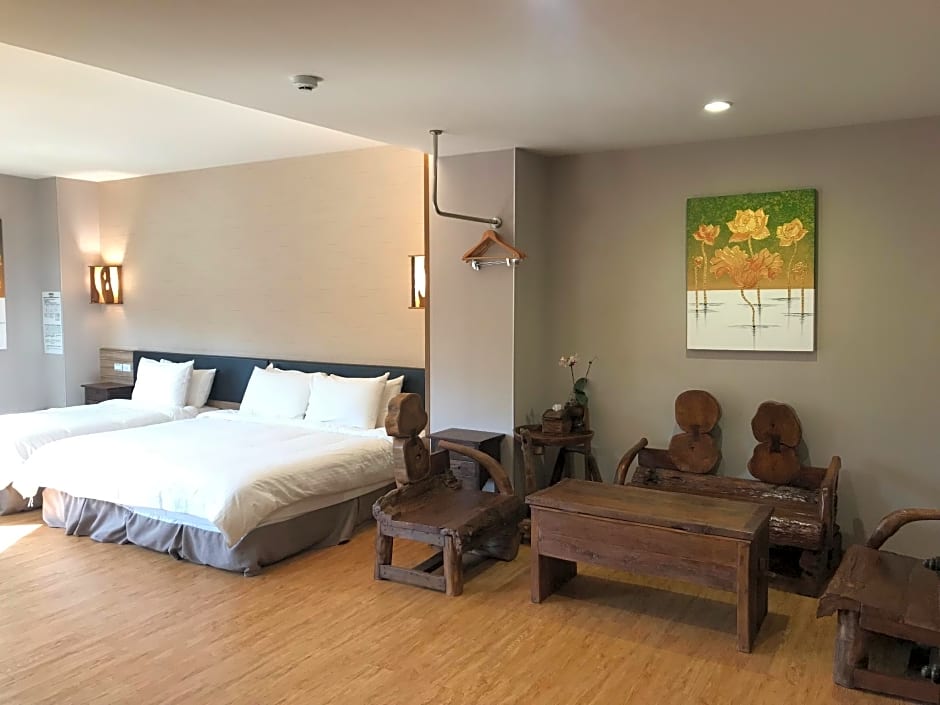 TAINAN JULIE'S GARDEN