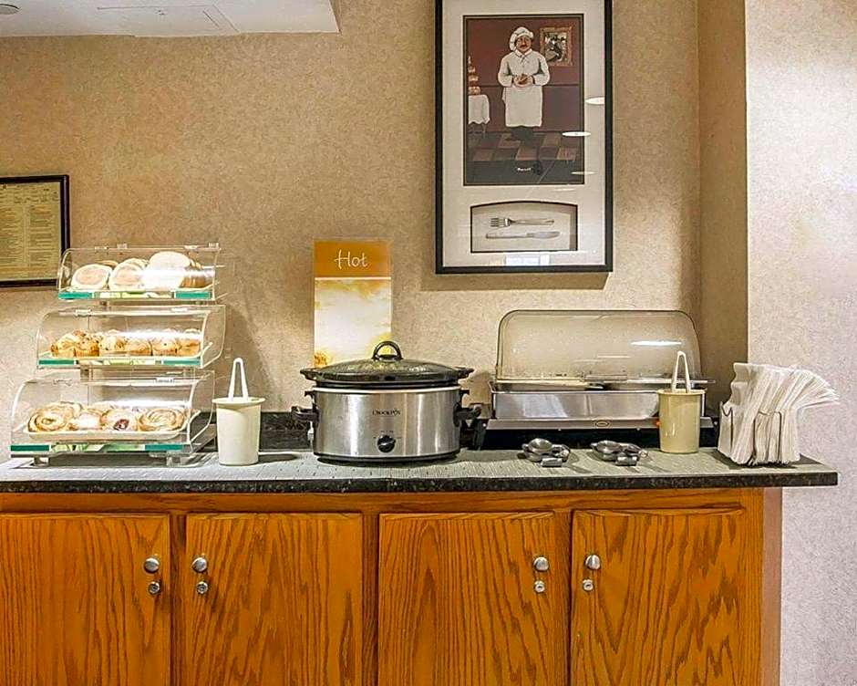 Quality Inn & Suites Mt. Juliet