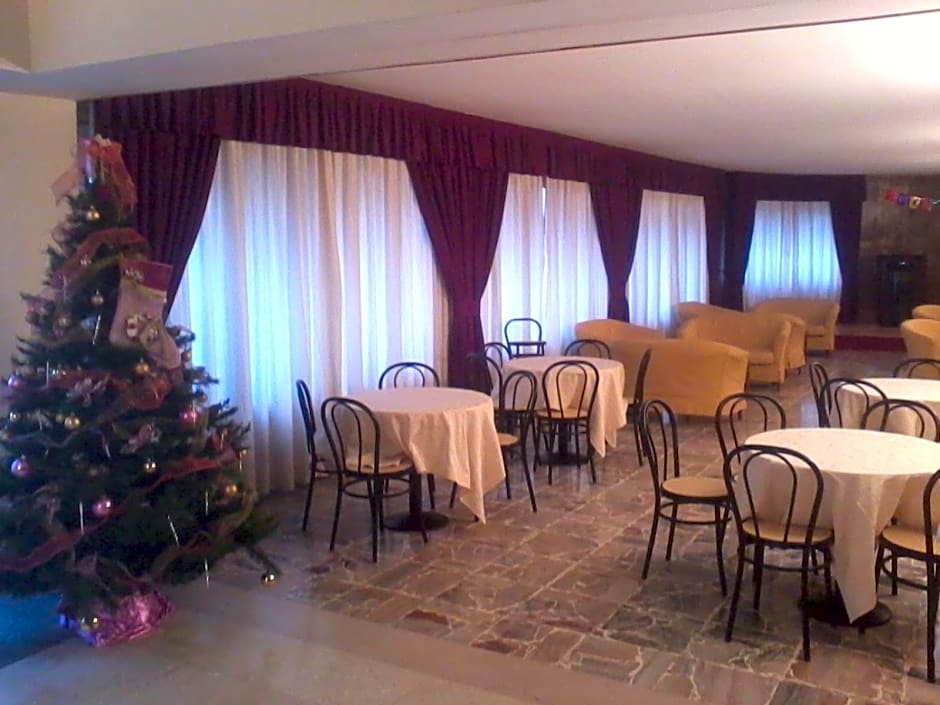 Hotel Miravalle 2000