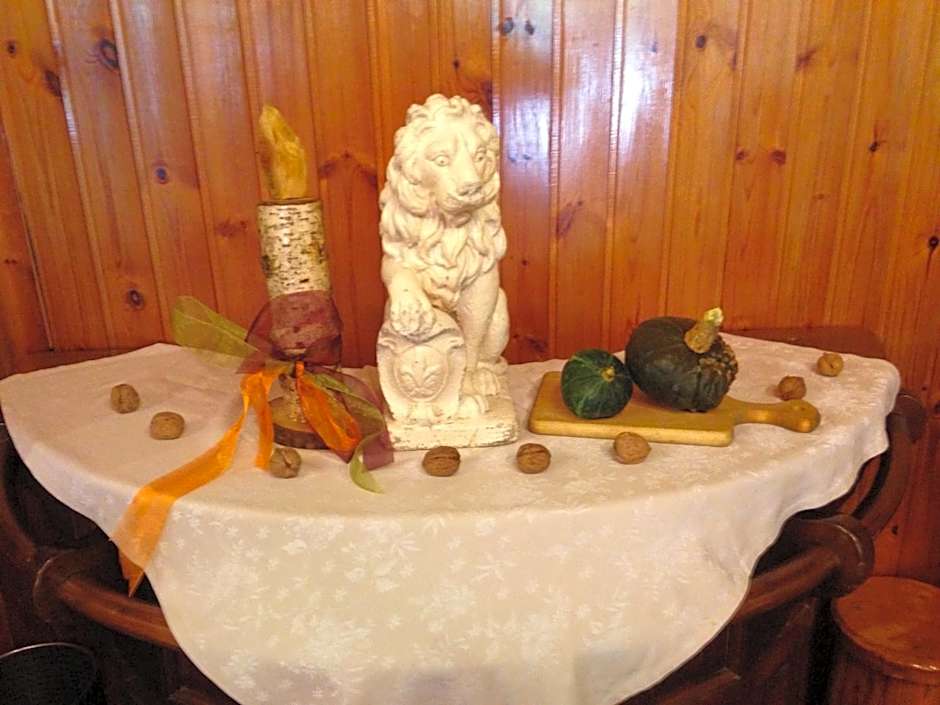 Hotel Pizzeria Ristorante "Al Leone"