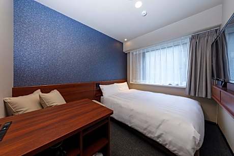 Standard Single Room Nonsmoking