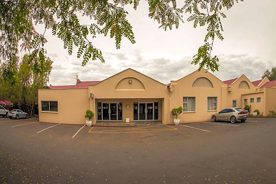 Horseshoe Inn and Conference Center