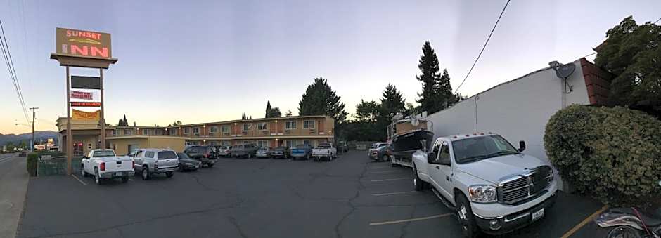 Sunset Inn