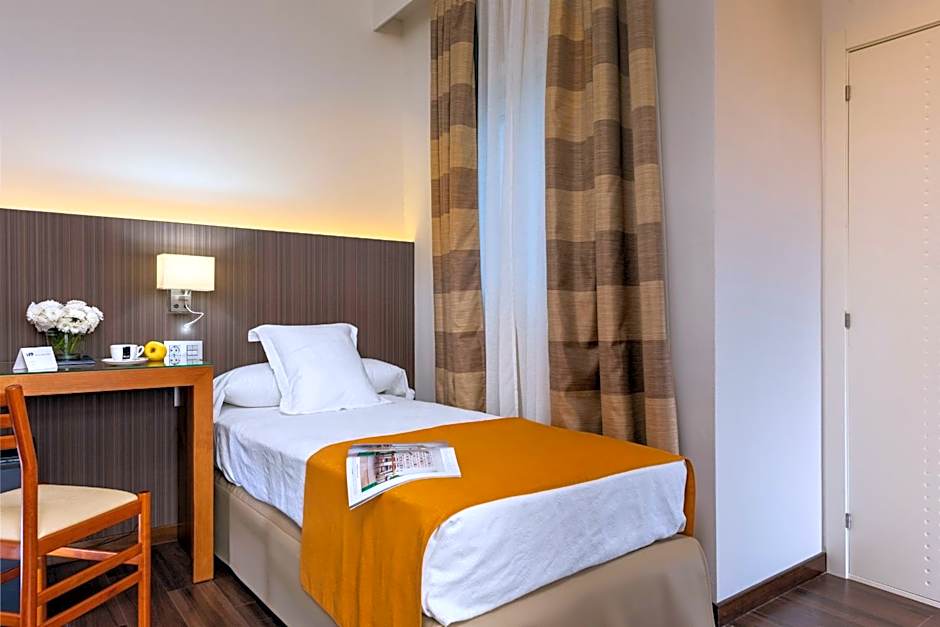 Hotel de Francia y París