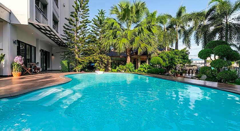 Golden Foyer Suvarnabhumi Airport Hotel