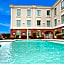 Holiday Inn Express Hotel & Suites Waxahachie By IHG