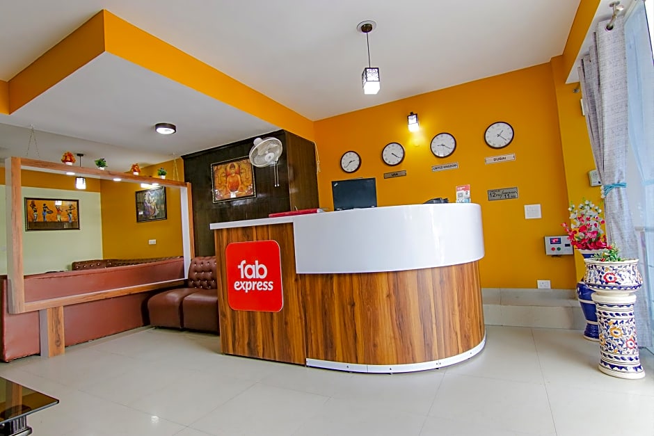 FabExpress Rumaisa Residency