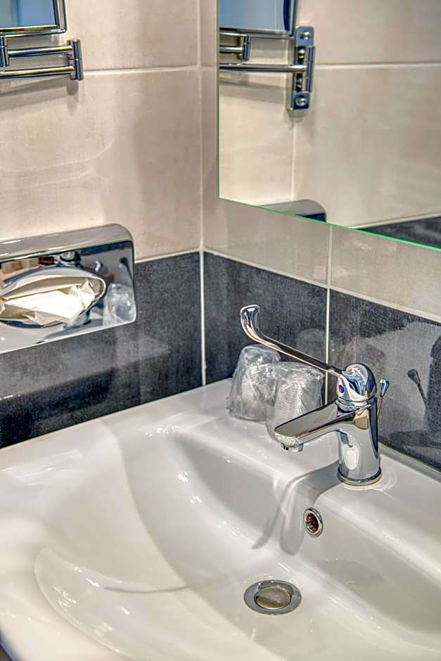 Hotel Le Berry Saint-Nazaire