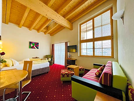 Junior Suite with Mountain View