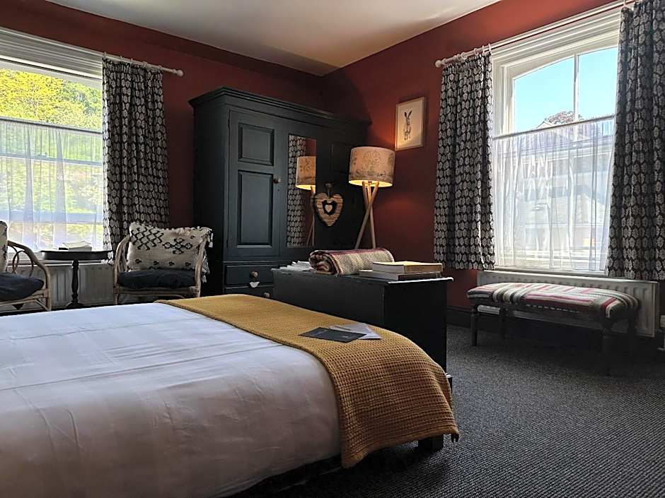 One Drake Road, Tavistock, Devon