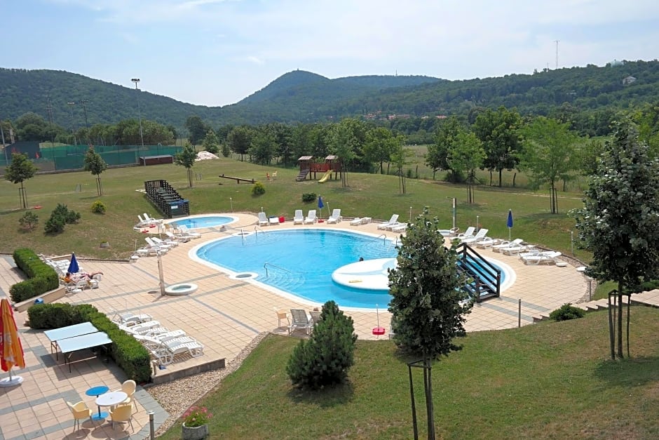 Petneházy Aparthotel