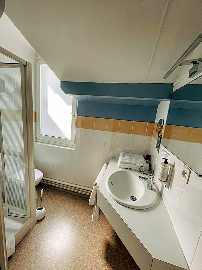 Garden Hotel Rennes Centre Gare