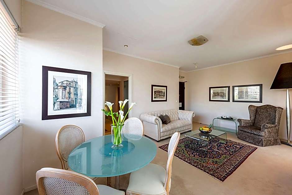 Best Western Plus Embassy Hotel