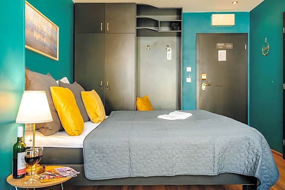 Hotel Praga 1885 by Wagnerstays