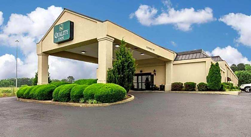 Quality Inn Holly Springs South
