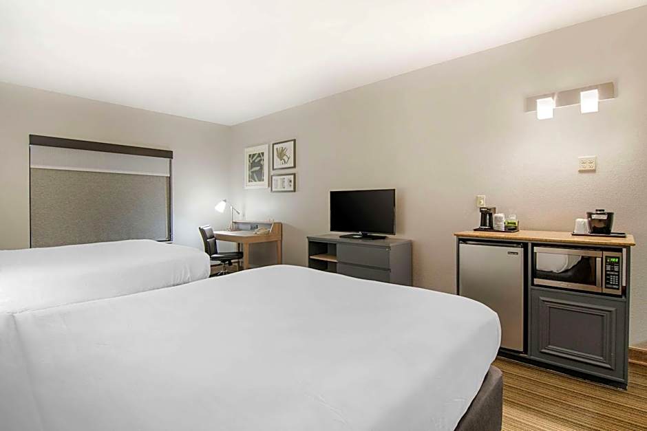 Country Inn & Suites by Radisson, Columbia, MO