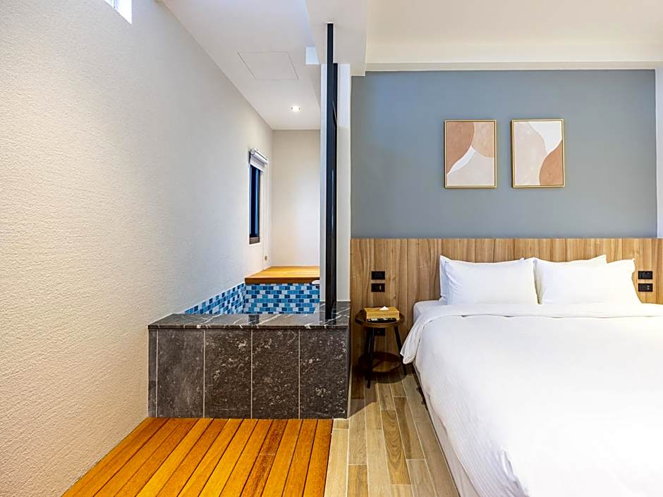 Kenting Sea Wall 130