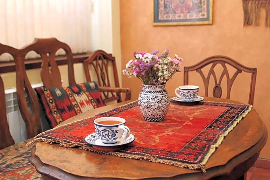 Silk Road Hotel