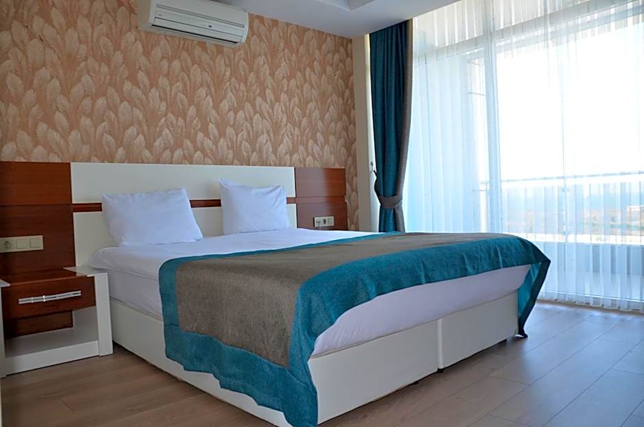 Grand Ahos Hotel