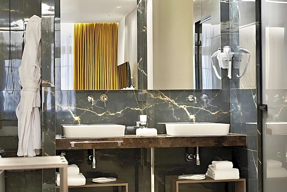 Athens The L7 Str-Luxury Boutique Collection Hotel