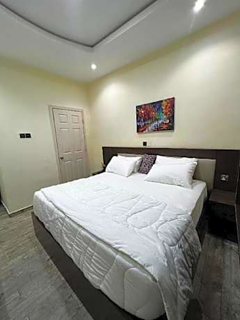 Diplomatic Suite