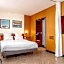 B&B HOTEL Calais Terminal Cité Europe 4 étoiles