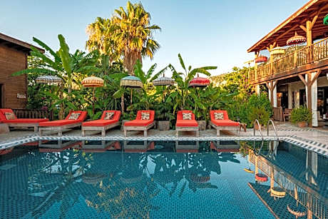 Naturelife Bungalows & SPA - Free Access to Odile Hotel