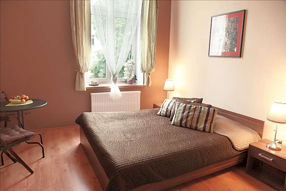 BedRooms Piotrkowska 64