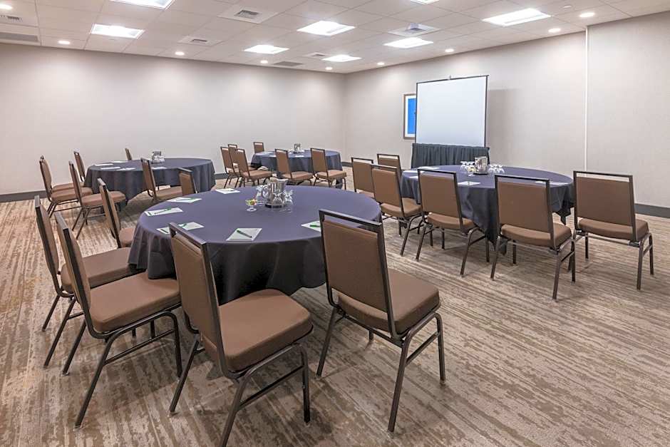 Holiday Inn Denver East By IHG