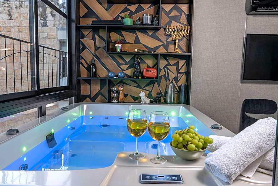 Spa on the walls - Mamilla View - Jerusalem ספא על החומות ירושלים