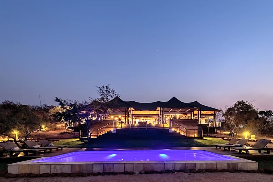 Ndhula Luxury Tented Lodge