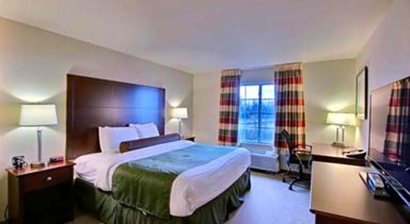 AmericInn by Wyndham Oshkosh