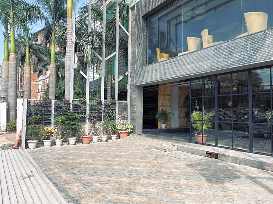 Hotel Arihant By DLS Hotels