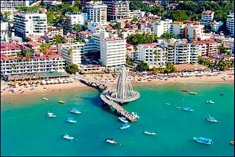 Hotel Delfín Vista Pier Beach Front