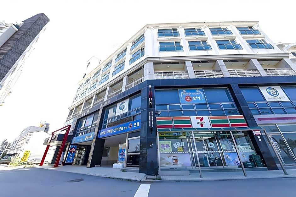 Gyeongpo Soo Hotel