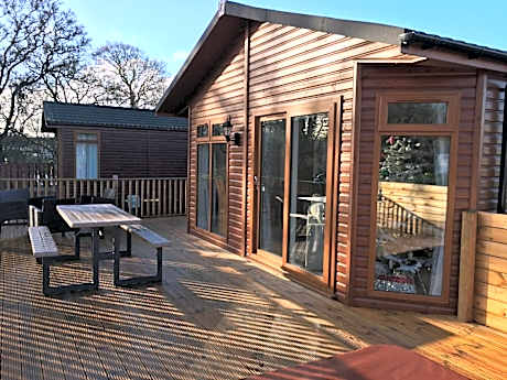 The Warwick lodge