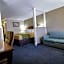 University Inn & Suites