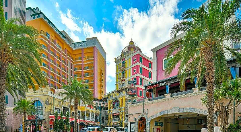 Vessel Hotel Campana Okinawa