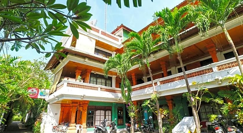 Bali Senia Hotel