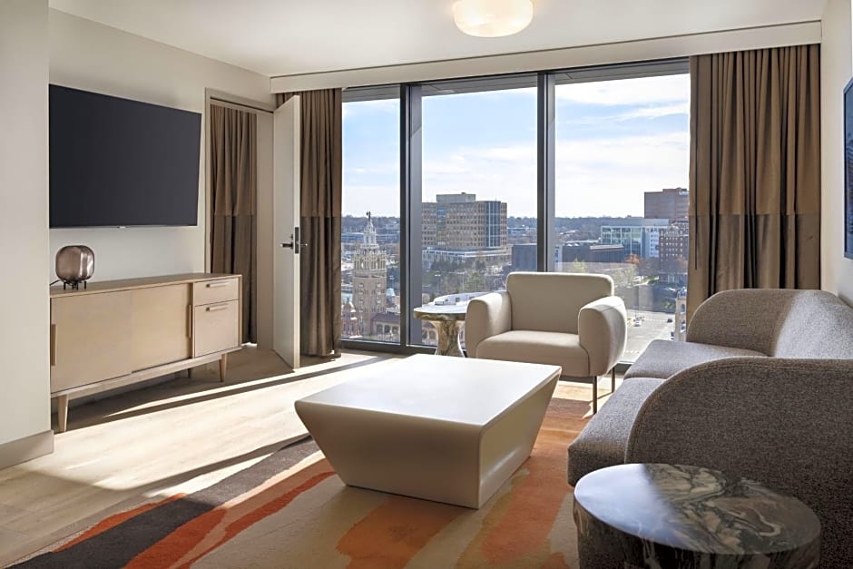 Cascade Hotel, Kansas City, a Tribute Portfolio Hotel