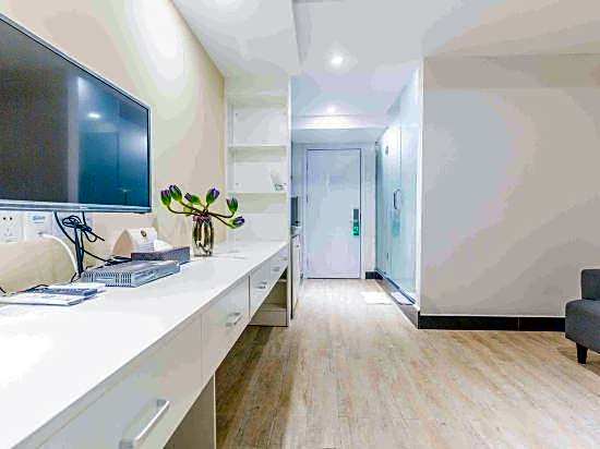 Inhouse Apartment (Guangzhou Gangding Subway Station)
