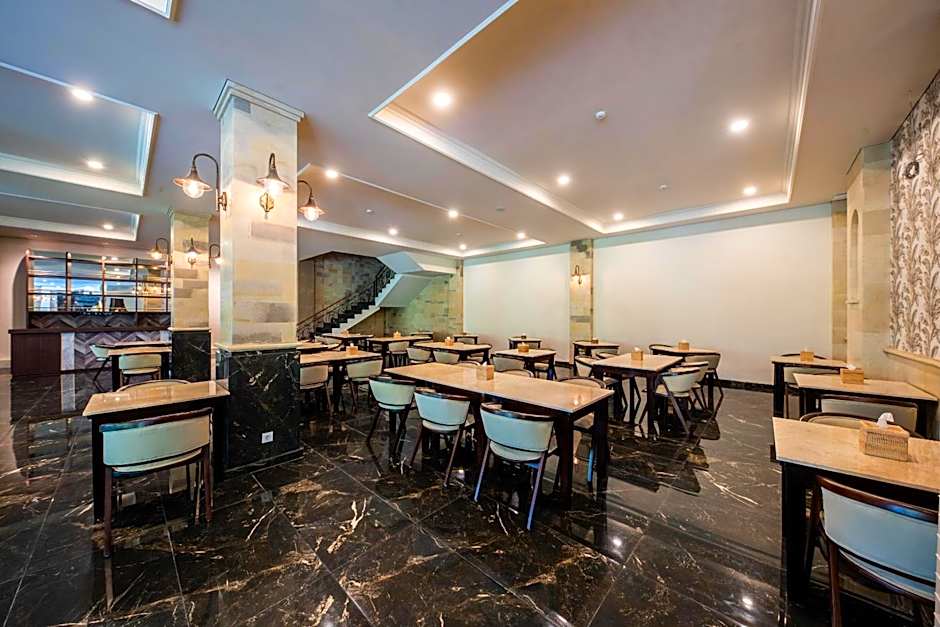Taman Prakerti Bhuana Hotel