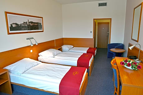 Triple room with access to relax centre