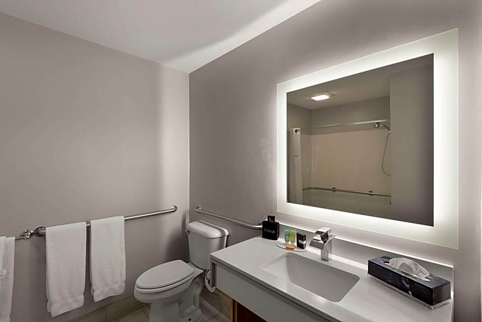 Wyndham Garden Galena Hotel & Day Spa