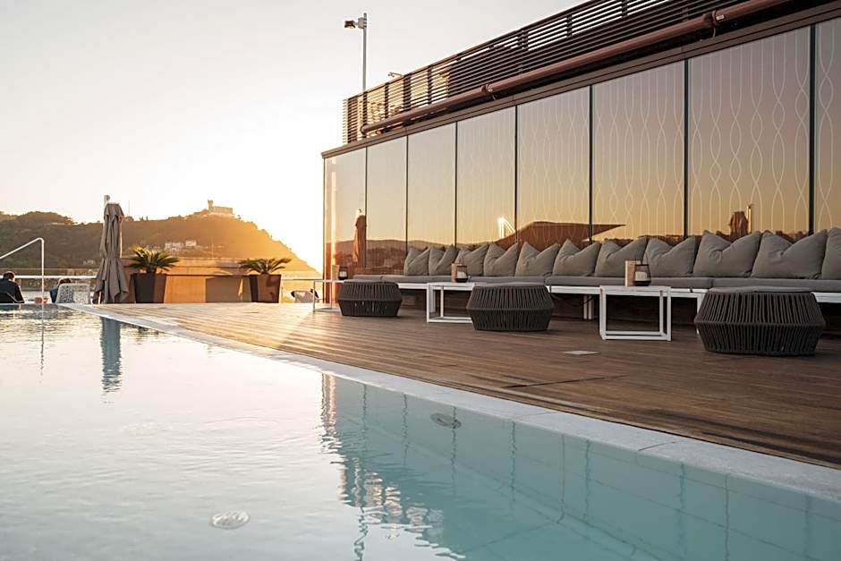 Lasala Plaza Hotel - Adults Only
