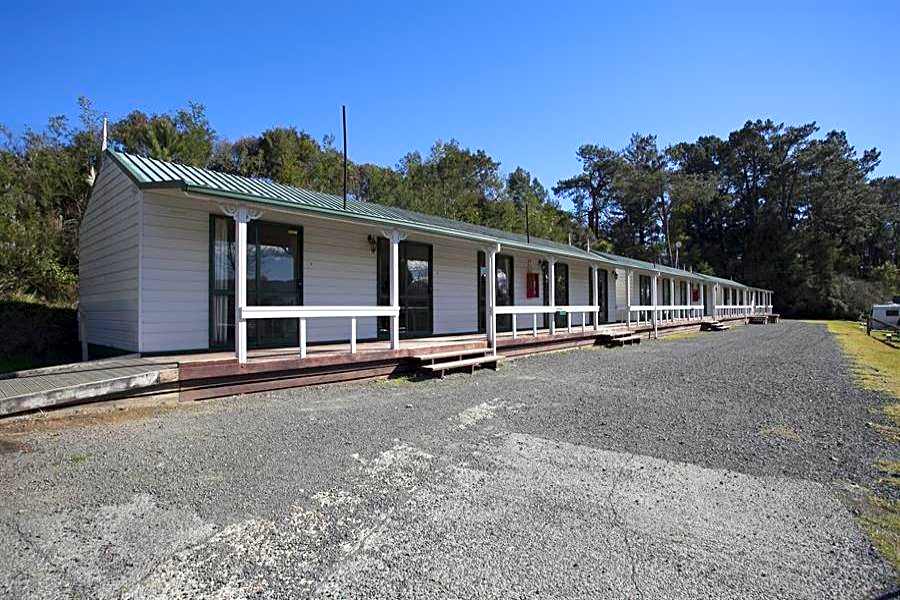 Opal Hot Springs & Holiday Park