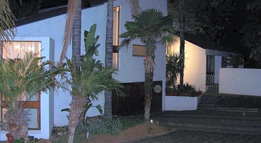 Haus Victoria Self Catering  Cottages – Oudtshoorn, KS