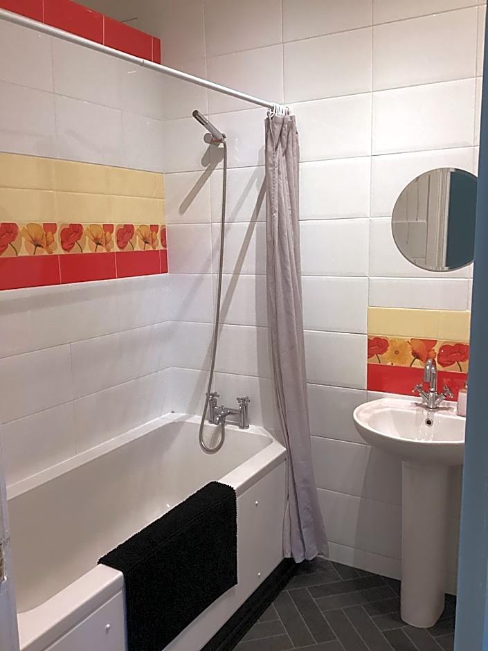 OYO Rayanne House Guest Accommodation