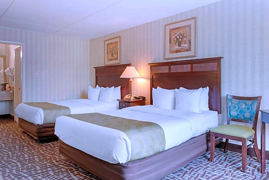 Quality Inn Fredericksburg near Historic Downtown